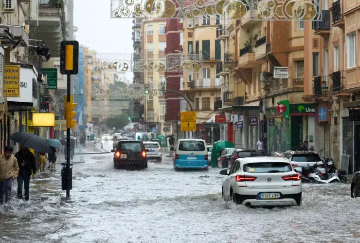 Las protestas siguen tras el paso de la Dana en España