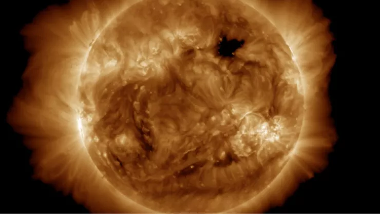 ¡Alertan de intensa tormenta solar HOY 10 de mayo! Así podría afectarnos