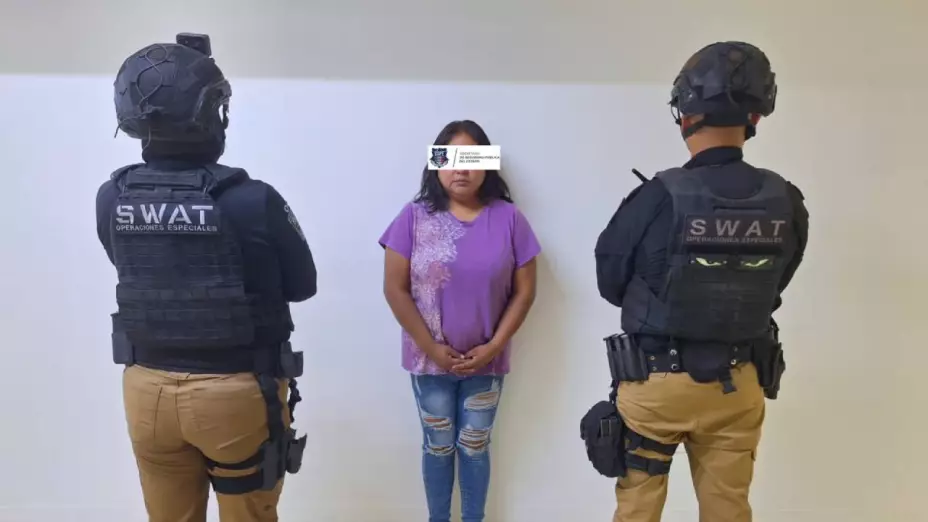 Detienen a mujer con 159 porciones de presunta droga