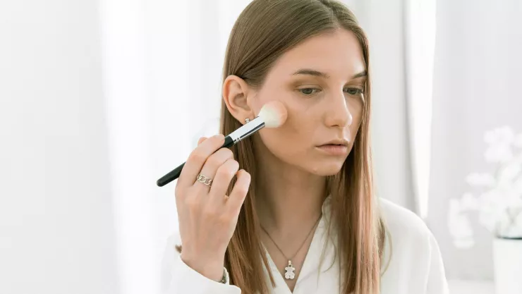 Los errores que estás cometiendo que hacen que tu maquillaje se vea mal