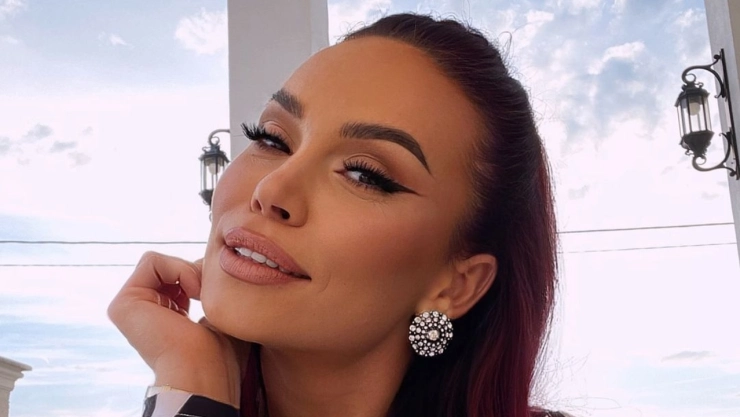 anca-molnar-influencer-quien-es