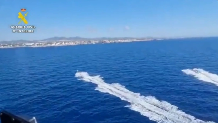 persecución-Guardia-Civil-narcolancha-Mallorca-Hachís
