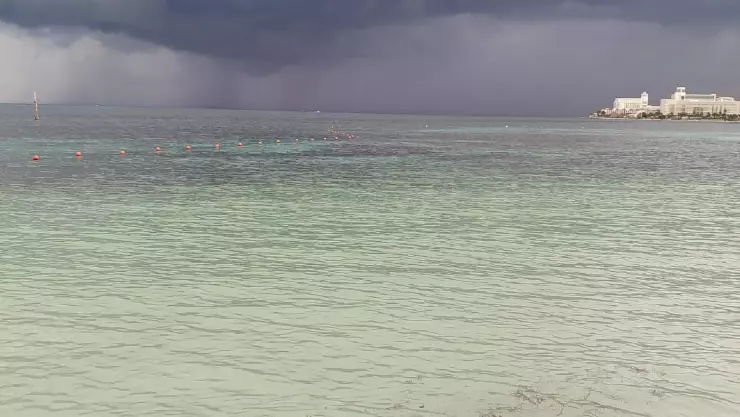 A esta HORA aumenta la probabilidad de lluvias en Cancún hoy viernes 20 de septiembre.jpg
