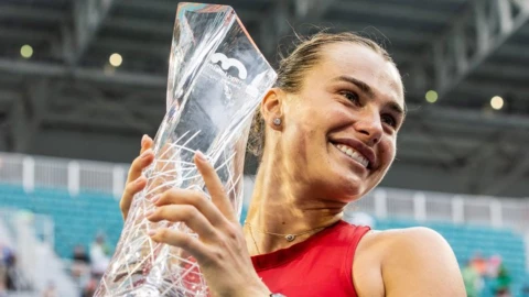 Aryna Sabalenka conquista su primer título en el Abierto de Miami.