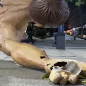 Dañan figuras de futbolistas monumentales en Paseo de la Reforma; ¿Por qué se las llevaron?