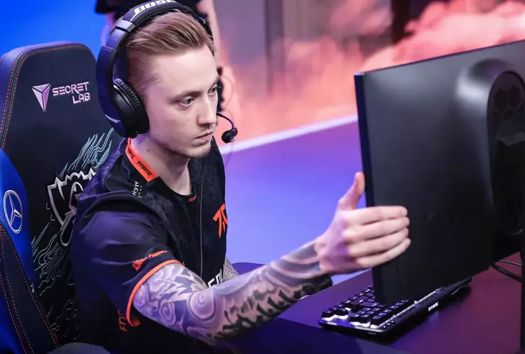 Rekkles deja fnatic para irse a G2