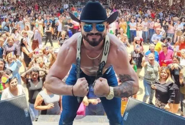 Con show de strippers, así terminó desayuno del Día de las Madres en Oaxaca