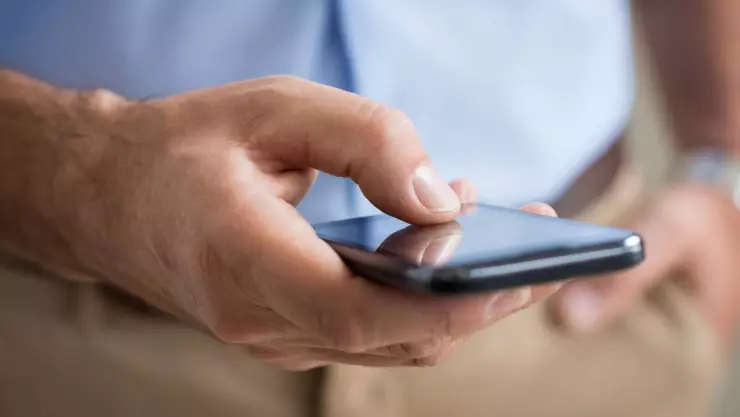 Estos son los conceptos que no debes usar en transferencias bancarias