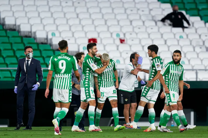 ¡Empate del Betis con actividad de los mexicanos!
