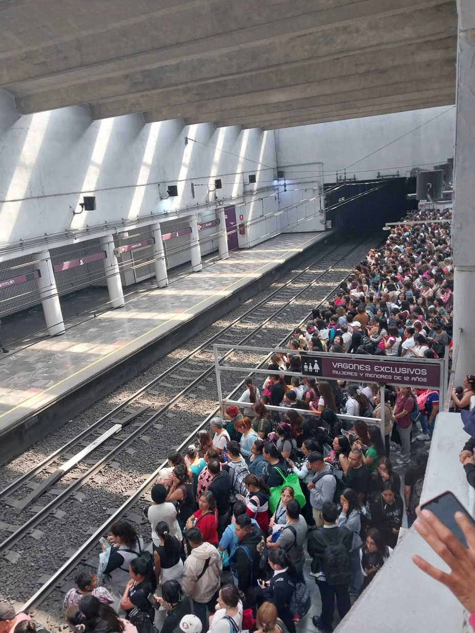 retrasos en Pantitlán