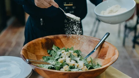 La mejor ensalada C&eacute;sar del mundo est&aacute; en M&eacute;xico y te marcamos d&oacute;nde