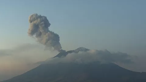 Incrementa a Amarillo Fase 3 el volcán Popocatépetl
