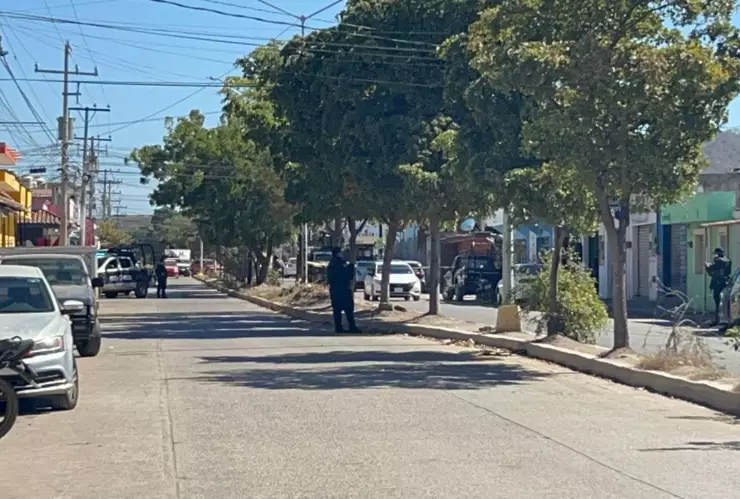Privan de la libertad a un hombre en la colonia Flores Magón, en Mazatlán. (1).jpg