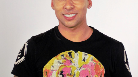 DINO INOSTROZA participante de Resistiré.