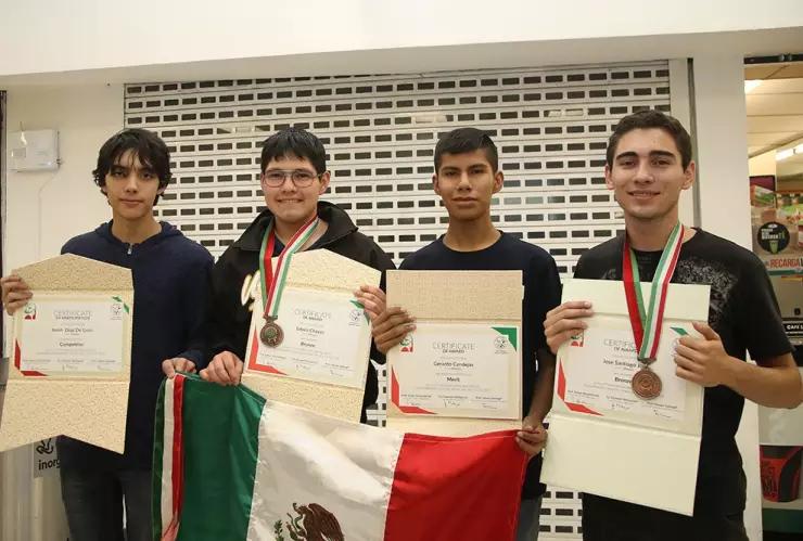 GANADORES MEDALLA