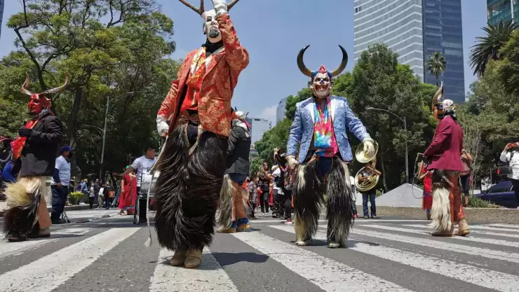 MARCHA PUEBLOS INDÍGENAS.jpeg