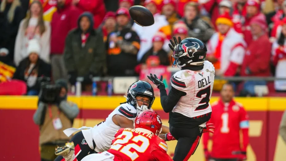 Tank Dell se lesiona y se pierde la temporada.jpg