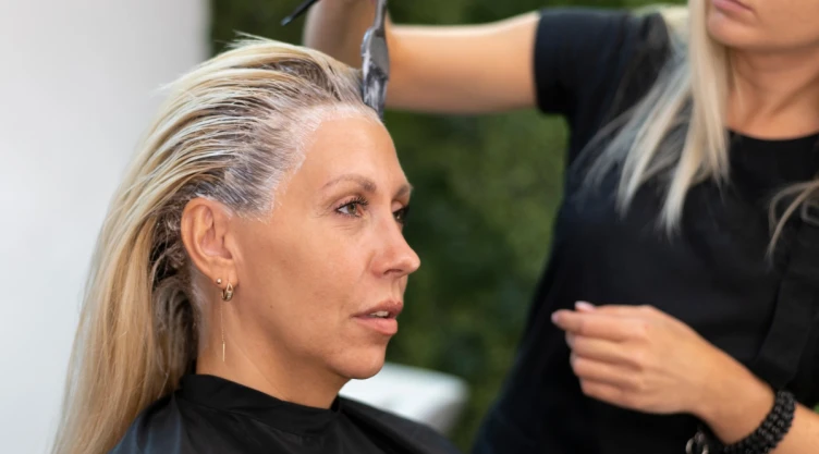 /estilo-de-vida/transición-canas-guía-suavizar-efecto-raíz