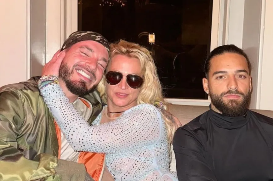 Maluma con j balvin y britney spears.jpg
