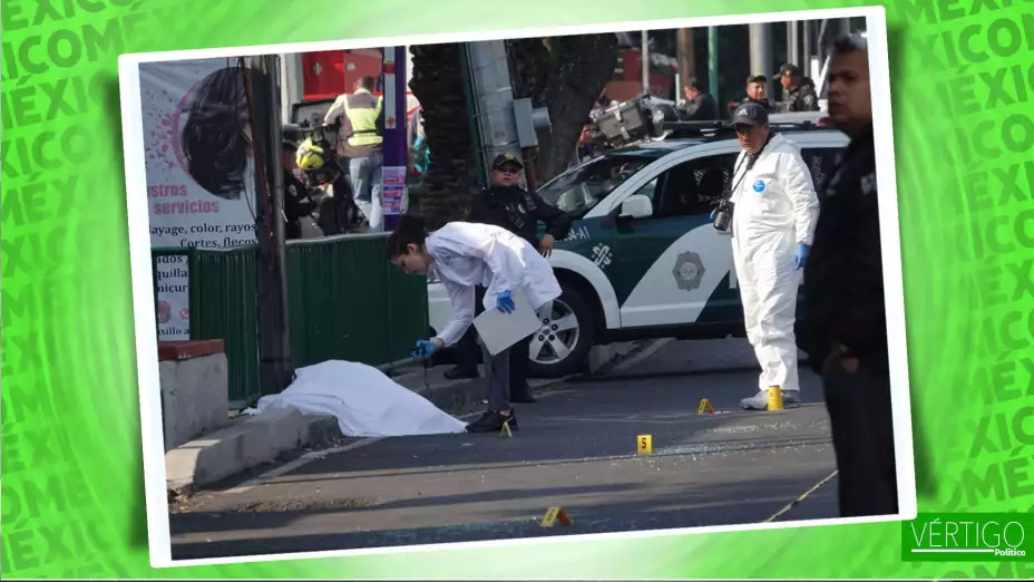 Peritos en la escena del asesinato de Ximena Guzmán.