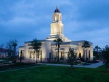 Foto de templo de la Iglesia de Jesucristo de los Santos de los Últimos Días en San Luis Potosí.