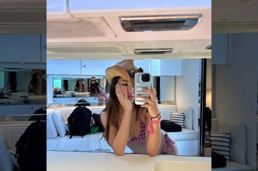 Danna Paola sombrero.jpg