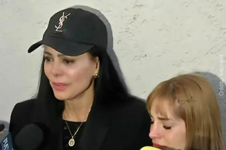 Maribel Guardia de luto.jpg