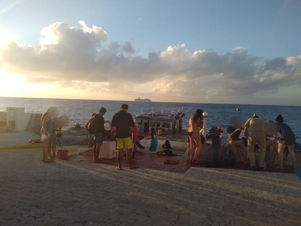 rescatan 17 personas en Cozumel
