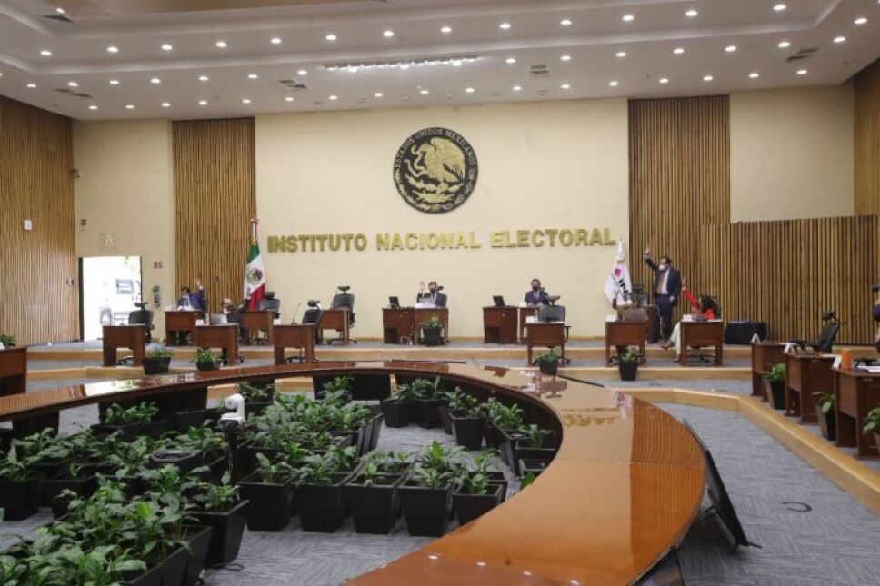 Revocación de mandato: Hoy vence plazo para recabar firmas ante el INE