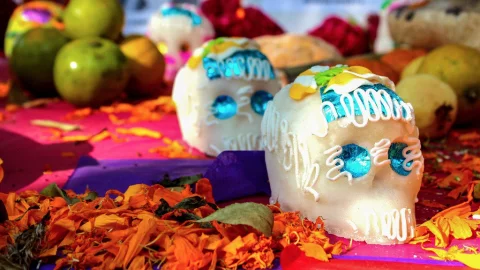 Las calaveritas de azúcar son un elemento fundamental para las ofrendas de ‘Día de Muertos'/ Foto: Especial