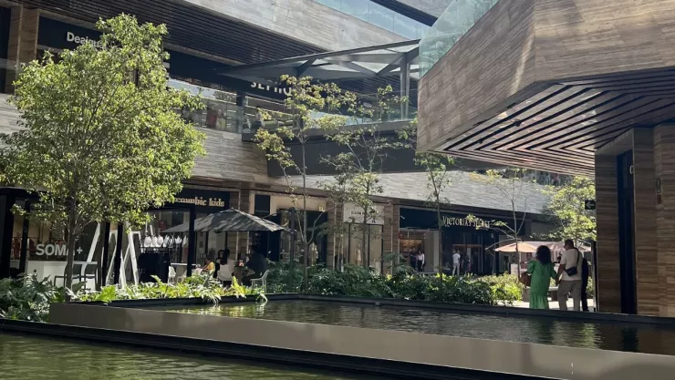 Incendio en Plaza Artz