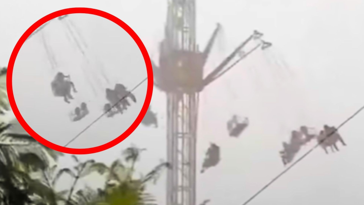 jóvenes atrapados en sillas voladoras León
