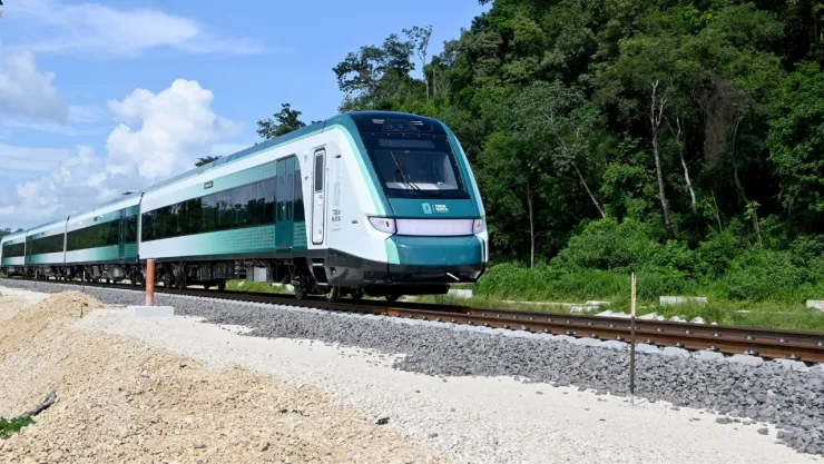 Tras eliminar 13, Morena busca crear un fideicomiso turístico que se destinará al Tren Maya