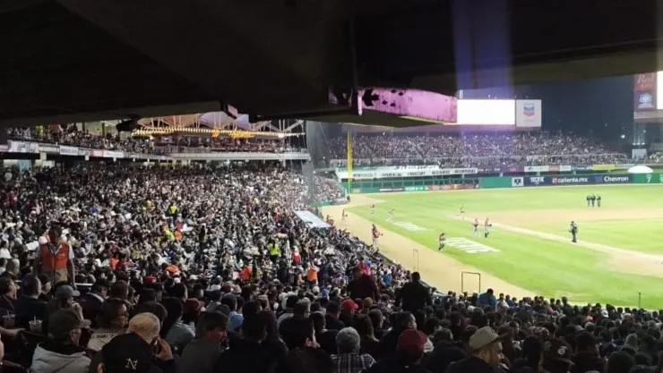 Reportan amenaza de bomba en Estadio Tomateros