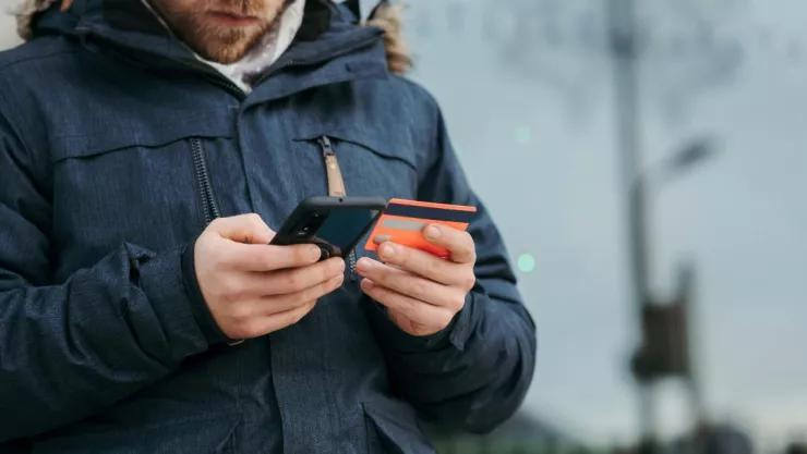 ¿Qué es el estado universal de una tarjeta de crédito