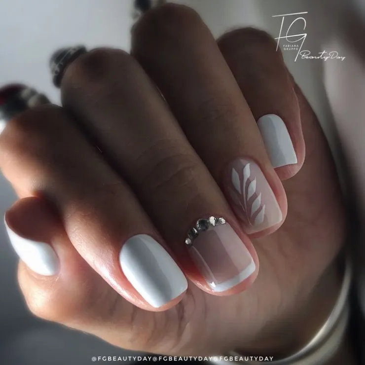 39 diseños de uñas que puedes usar en rubber y se verán elegantes: en cuadradas o almendradas