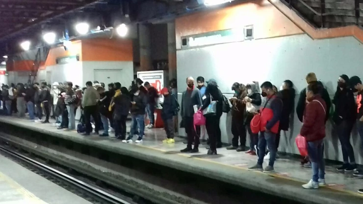 Metro CDMX retrasos lluvias