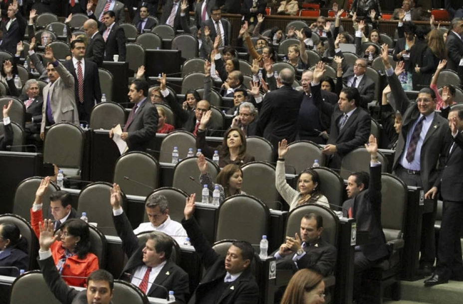 Cámara de Diputados en discusión del artículo 3 constitucional en materia educativa.