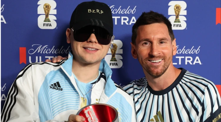 Bizarrap junto a Lionel Messi