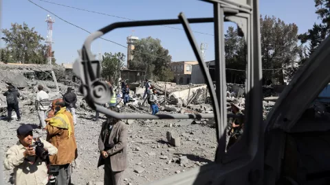 arabia saudita aeropuerto sana yemen