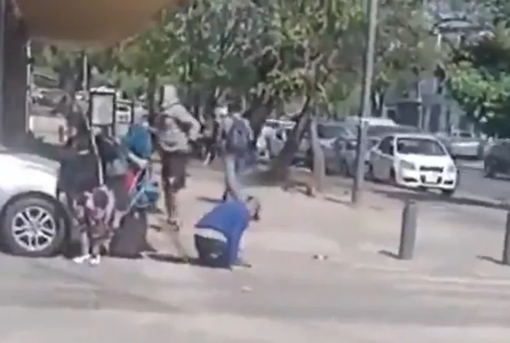 La vida bajo Guadalajara… personas en situación de calle duermen en las alcantarillas