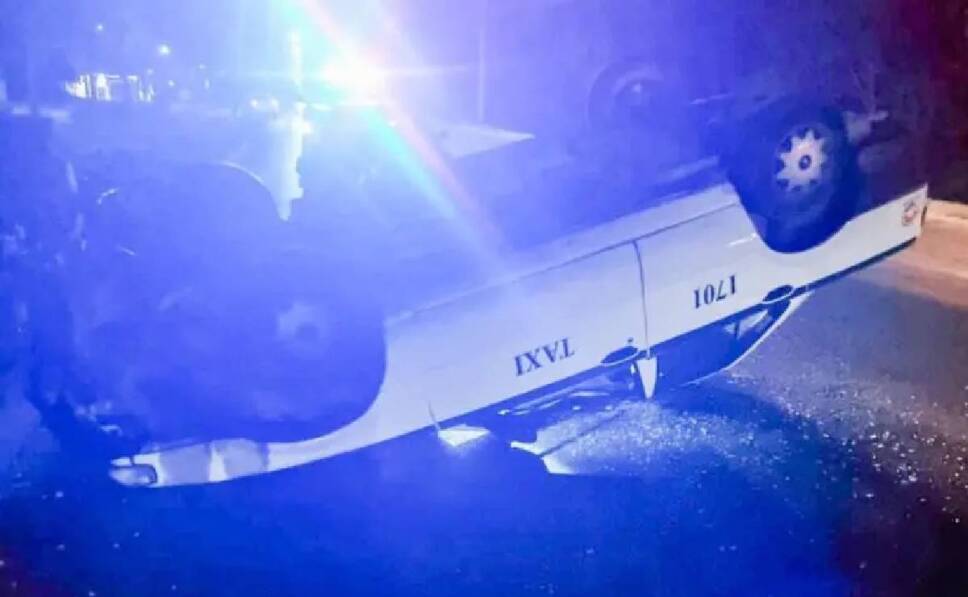 vuelca taxi en cancun