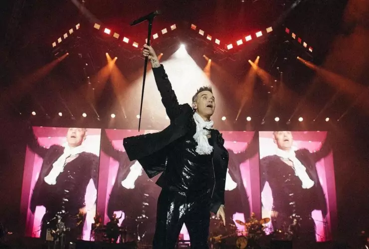 robbie-williams-concierto-mujer