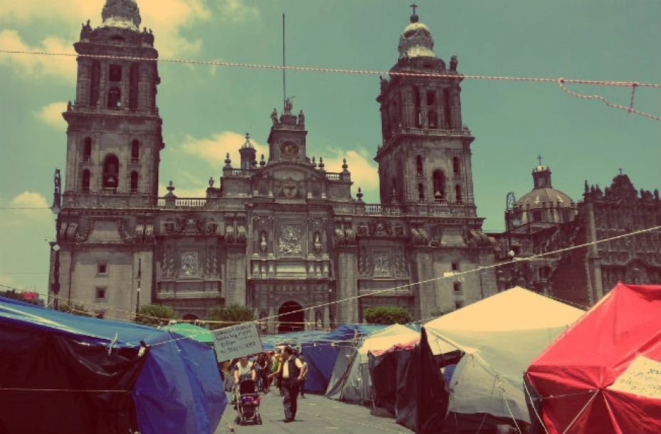 Se estima que alrededor de 21,000 maestros ocuparon la explanada del Zócalo