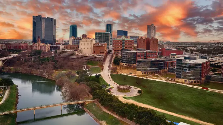 Fort Worth se consolida como la segunda ciudad que más creció en población de Estados Unidos
