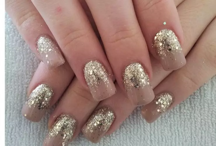 47 diseños de uñas para boda que puedes elegir para ese día especial: o incluso si eres invitada