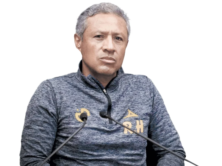 RIVERA Roberto-Hernández-Ayala,-Twitter-@MarcaSportsGT.jpg