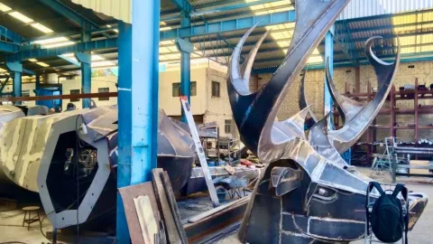 Avances de la nueva estatua de venado en Mazatlán