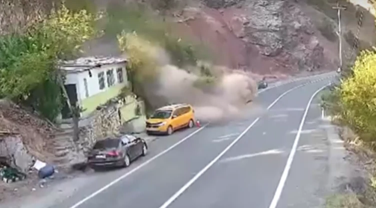 Hombre se salva de ser aplastado por una roca, es un milagro