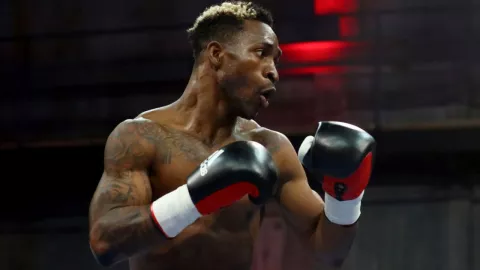 William Scull, pr&oacute;ximo rival de Sa&uacute;l Canelo &Aacute;lvarez